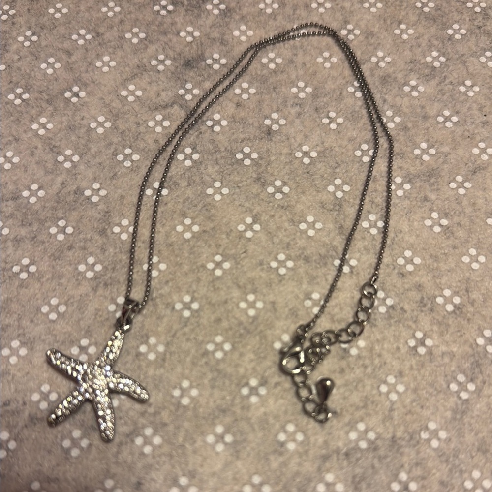 Starfish Pendant Necklace